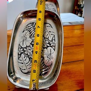 Vintage Wilton Armetale Tropical Tropix Floral Hibiscus Bread Tray